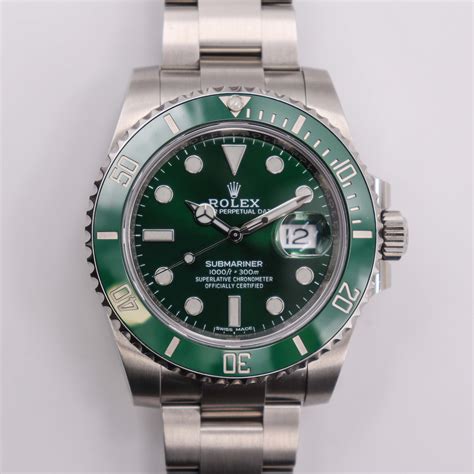 rolex submariner date hulk.